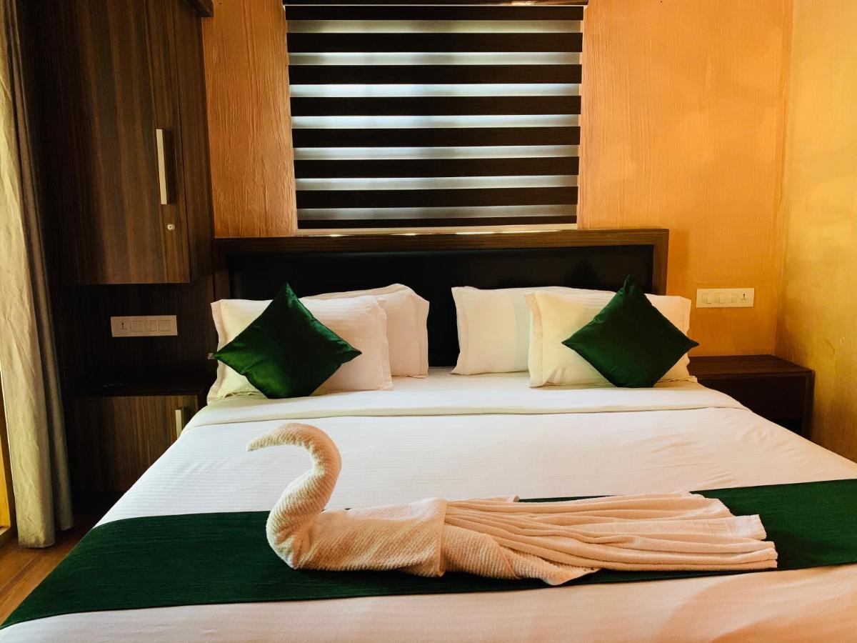 Wayanad Doubletree Villa Витхири Экстерьер фото