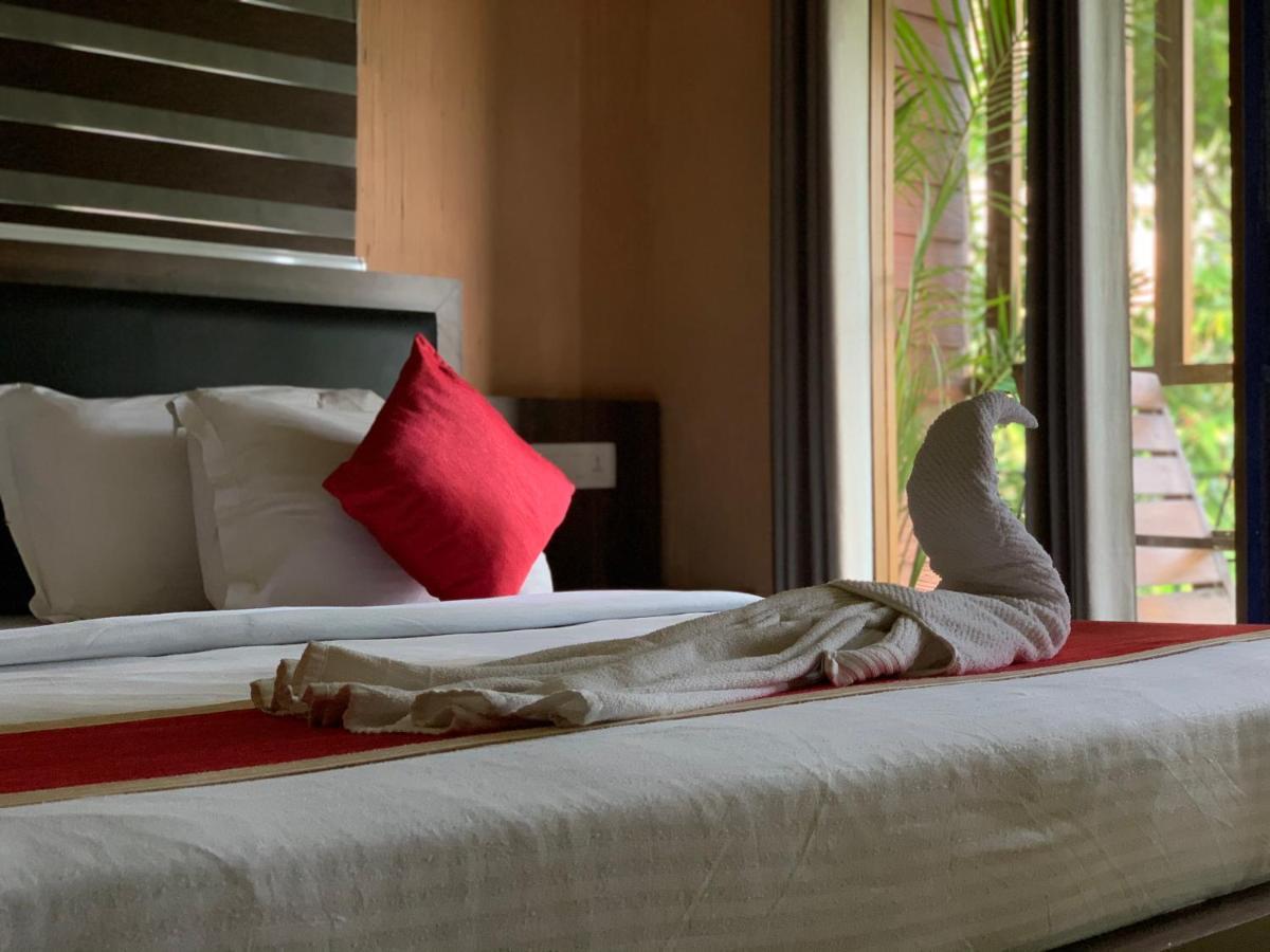 Wayanad Doubletree Villa Витхири Экстерьер фото