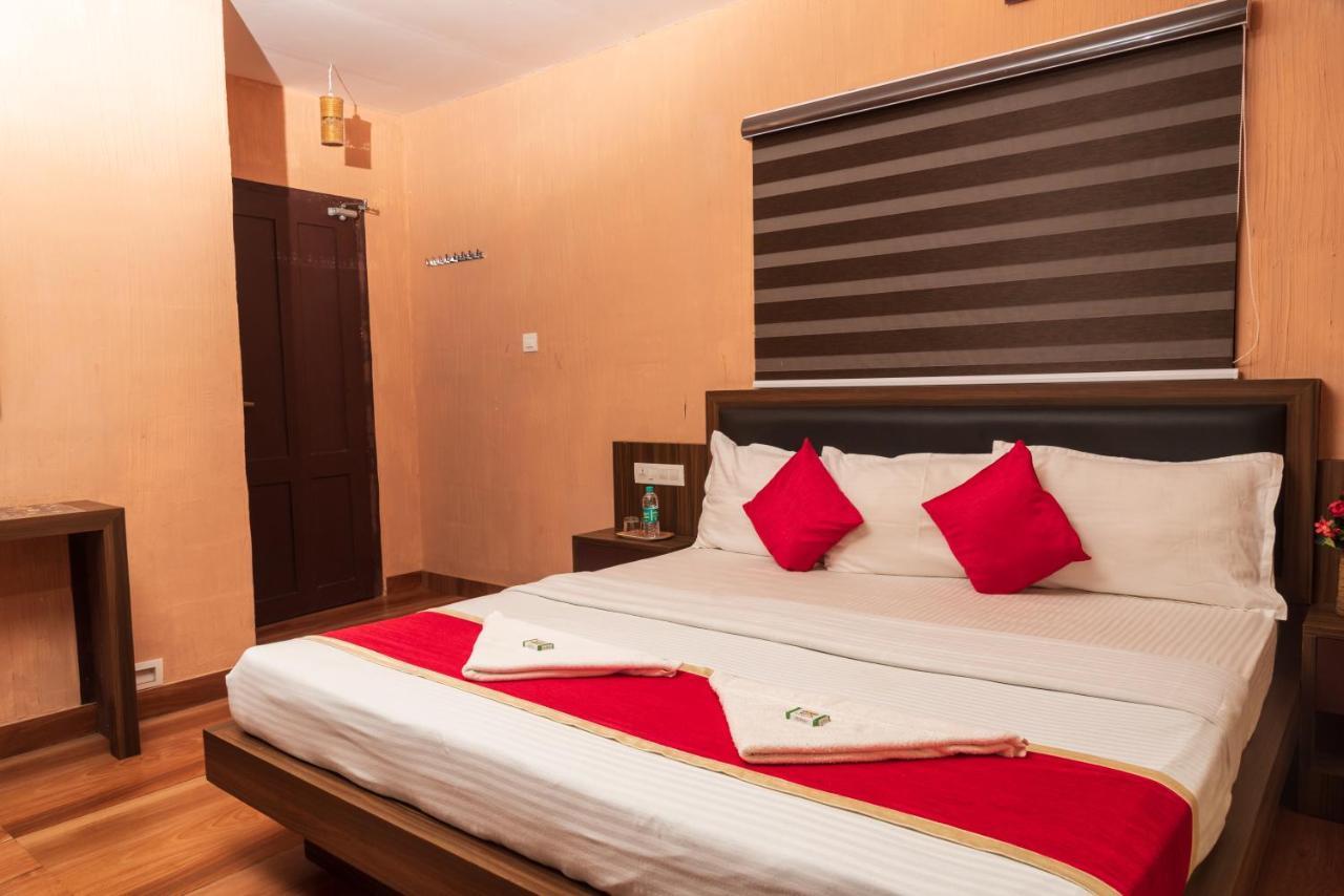 Wayanad Doubletree Villa Витхири Экстерьер фото